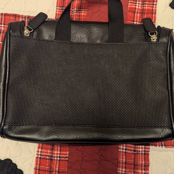 PENGUIN Hanging Toiletry Travel Bag NWOT - Picture 11 of 11